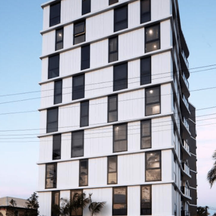 Lacey Group complete The Monroe, Palm Beach apartment development
